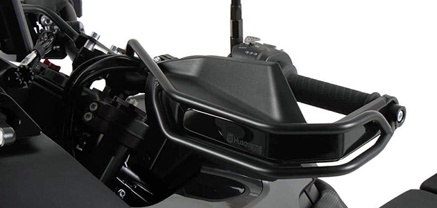 カスタム パーツ